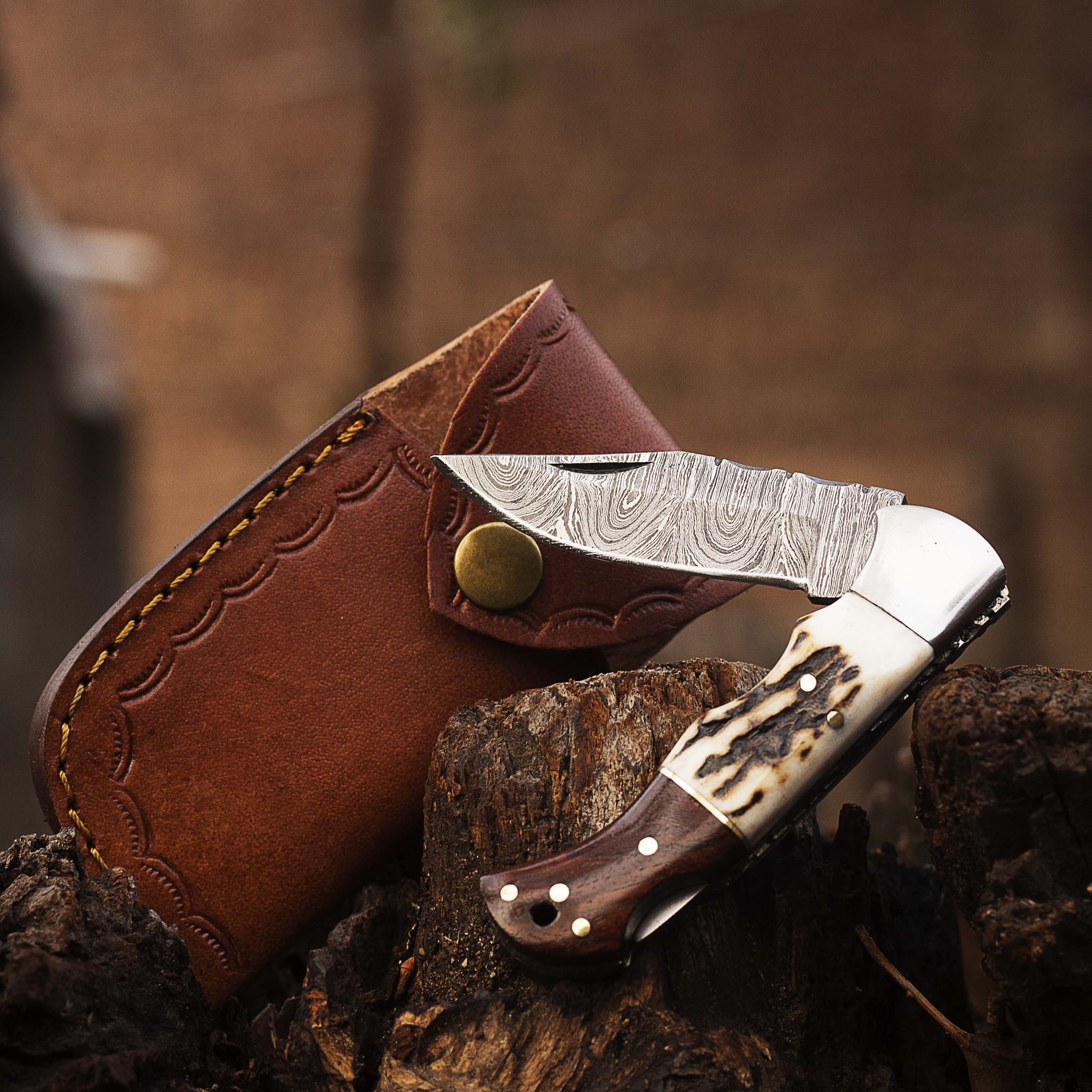 Damascus Pocket knife for Men, Groomsmen Damascus Folding Knife, Every Day Carry Knife , Damascus Knives, Gift For Him, Sexy Knife Gift