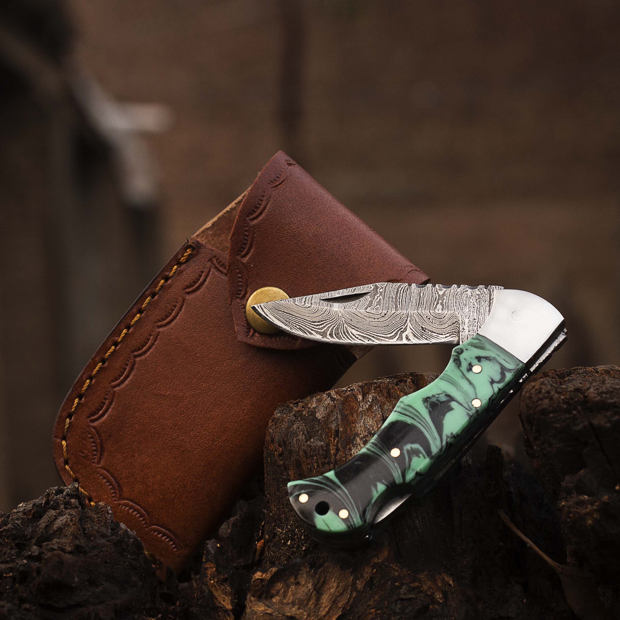 Personalized Handmade Damascus Pocket Clip Folding Knife 6.5", Camping Hiking Damascus Pocket Knife, Gift for Groomsmen, Gift for Men, USA