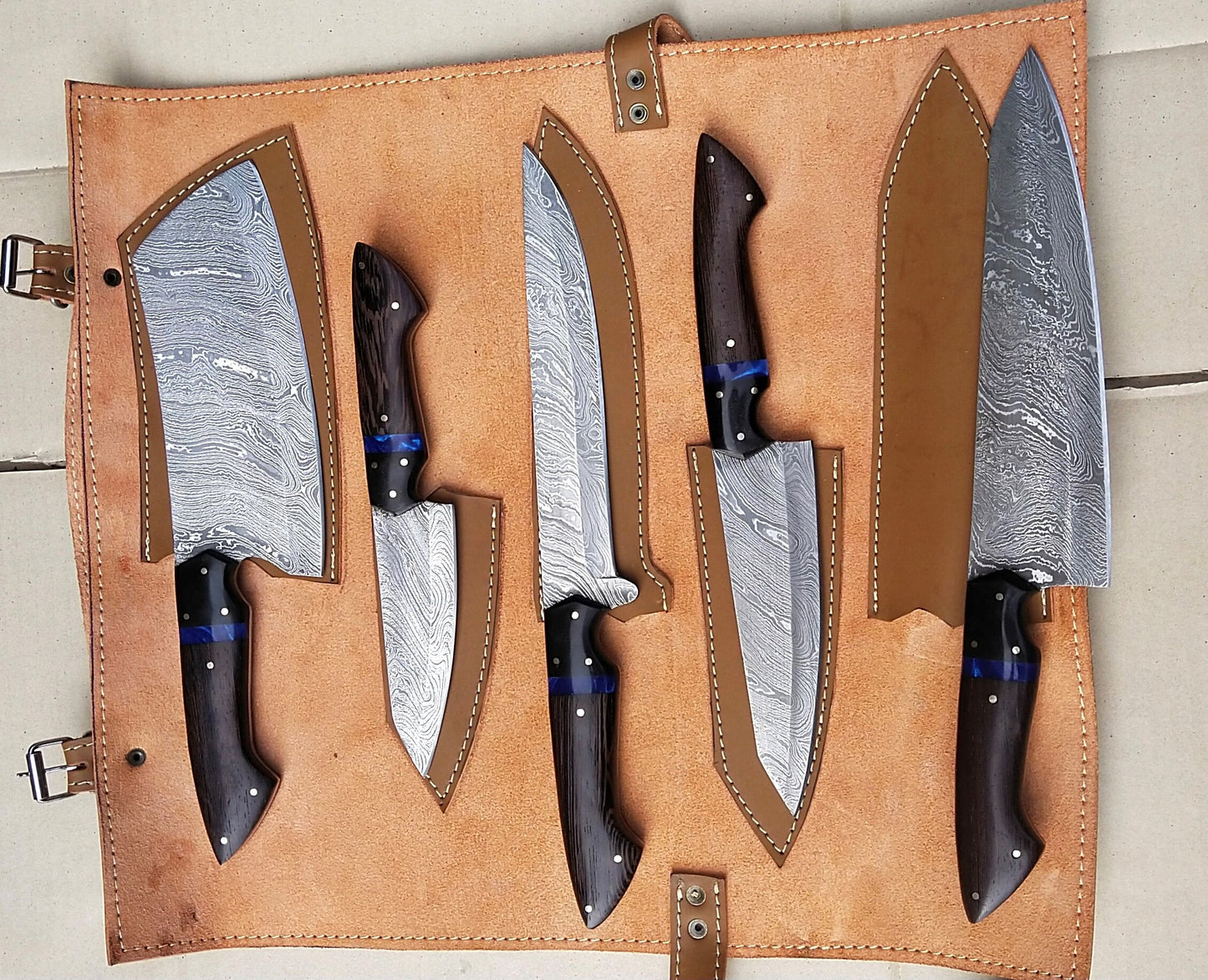 Custom Handmade Chef Knives Set / Kitchen Knives Set / 5Pcs Chef Set / Damascus Blades Chef Knives Set / BBQ Knives Set / Best gift item / Mother Day Gift / Professional Chef For Gift