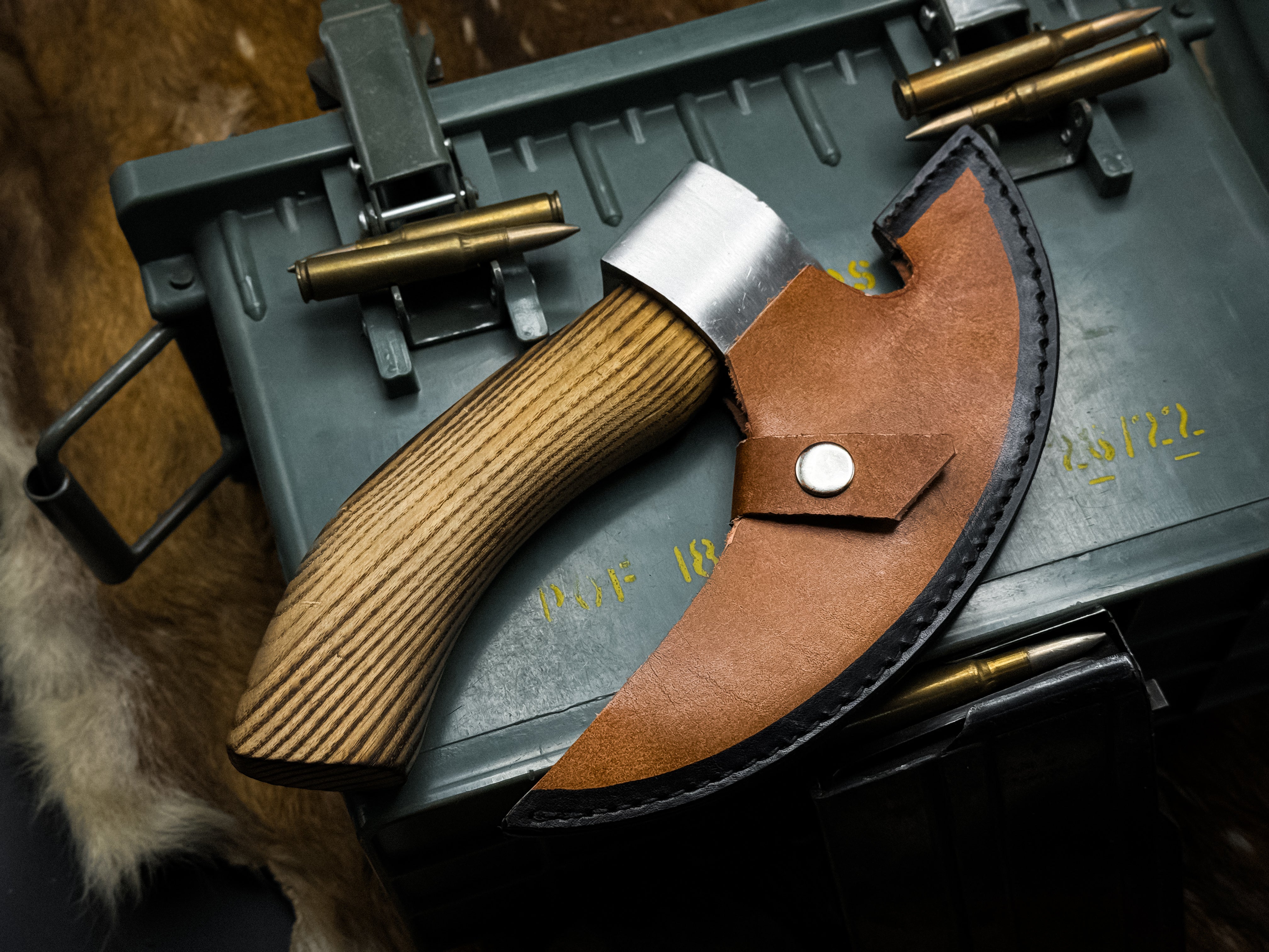 Pizza axe | Pizza slicer Hand forged Viking pizza cutter | Viking bearded camping axe | Groomsmen Gift | Valentine gift for her | Kitchen Axe