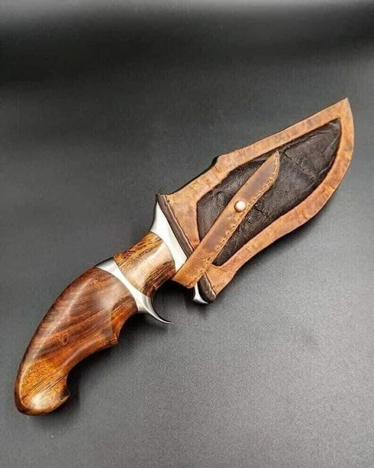 15" Handmade Bowie Knife, Damascus Steel Bowie Knife, Damascus Steel Hunting knife, birthday gift, gift for him, wedding gift, anniversary gift, Thanksgiving gift, Xmas Gift item