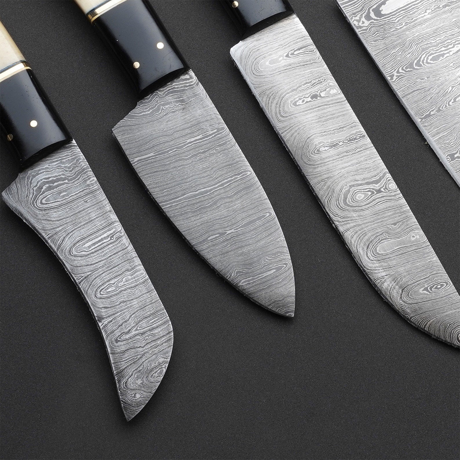 Handmade Damascus Chef Knives Set of 6Pcs BBQ Knives Kitchen Knives Groomsman Wedding Anniversary Gift for Men and women Love