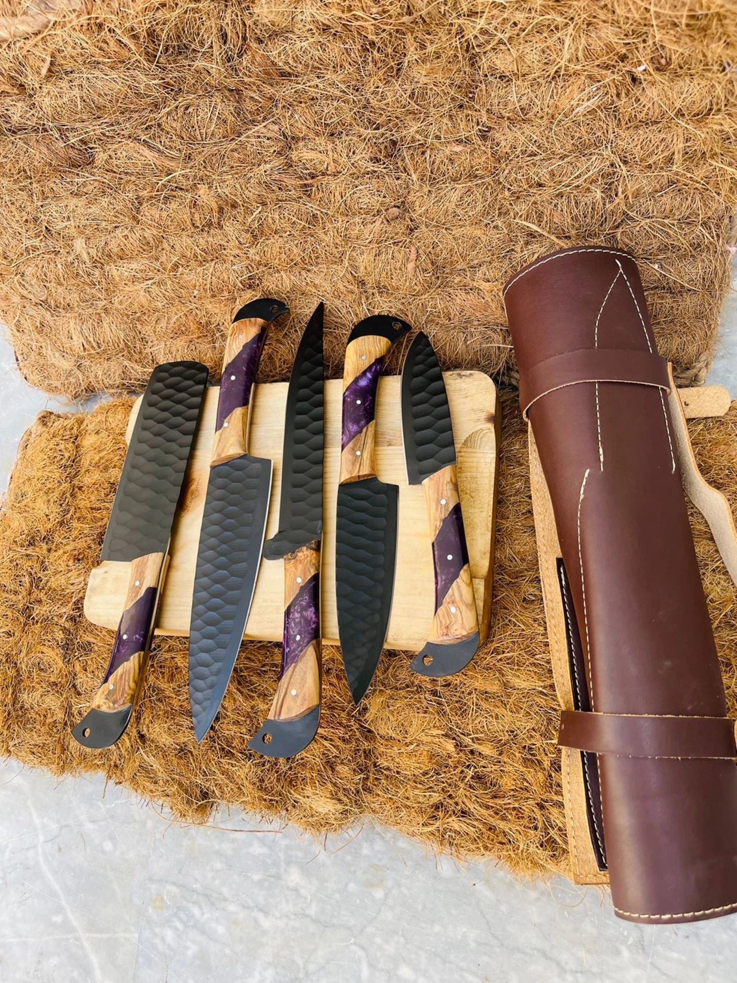 Custom Handmade Chef Knives Set / Kitchen Knives Set / 5Pcs Chef Set / Black Coated Blades Chef Knives Set / BBQ Knives Set / Best gift item / Mother Day Gift / Professional Chef For Gift