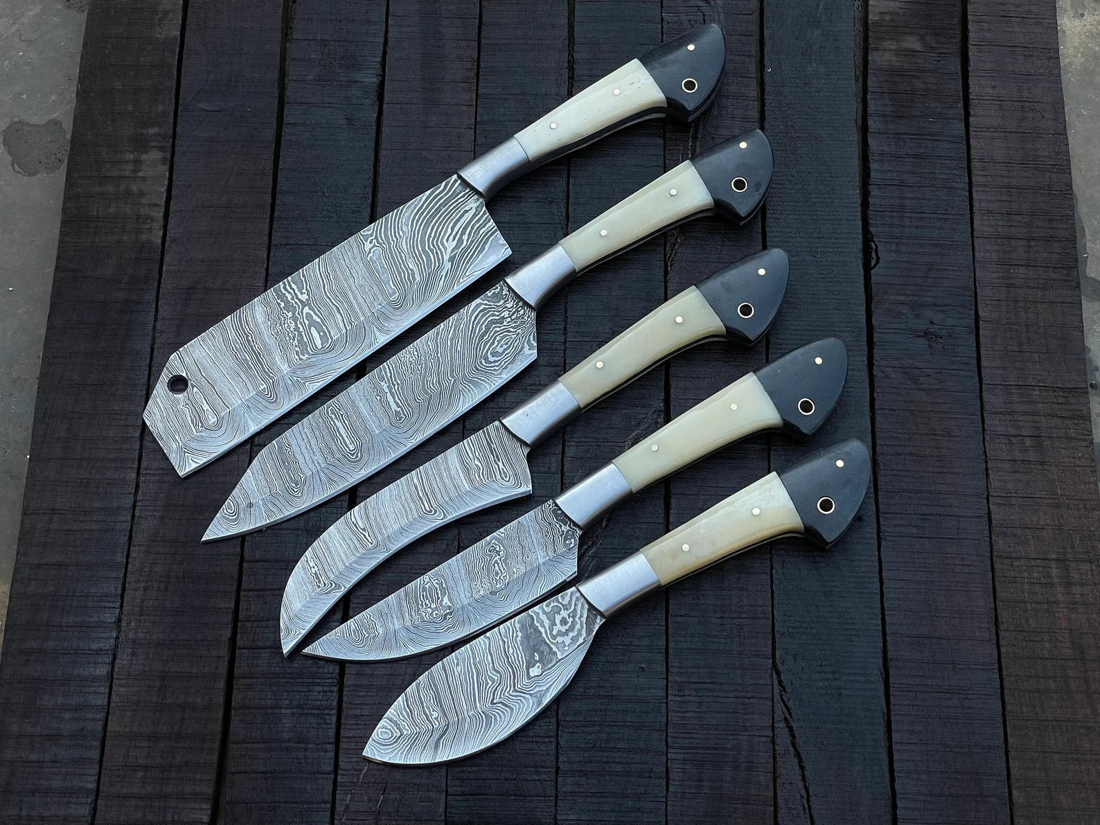 Custom Handmade Chef Knives Set / Kitchen Knives Set / 5Pcs Chef Set / Damascus Blades Chef Knives Set / BBQ Knives Set / Best handmade gift item / Mother Day Gift / Professional Chef For Gift
